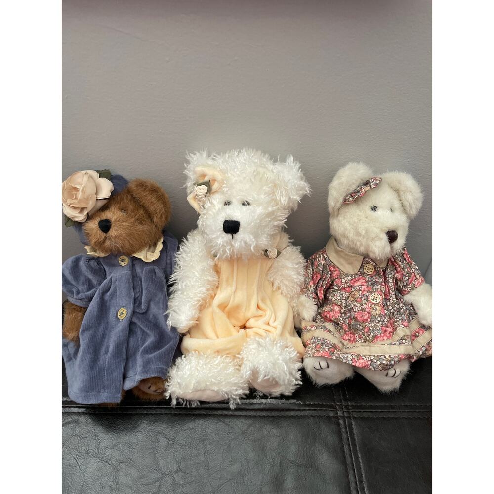 Boyd’s Bears NWT trio of fancy bears